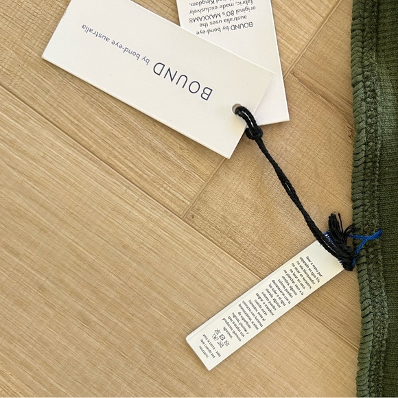 NWT Bond-Eye Savannah Bottoms in Khaki - Picture 12 of 12